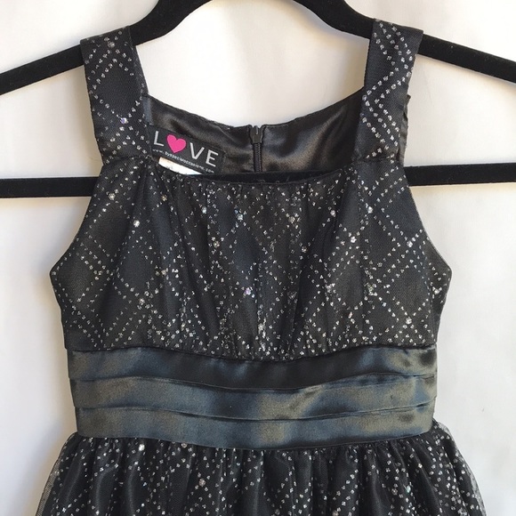 Love black tulle and satin look girl’s dress, sz 7 - Picture 2 of 8